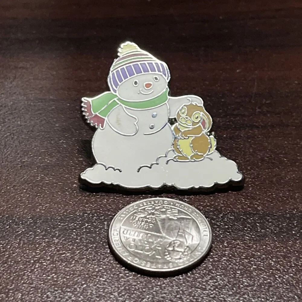 Hallmark‎ Club Exclusive 2018 Snowman Bunny Rabbit Winter Lapel Hat Pin